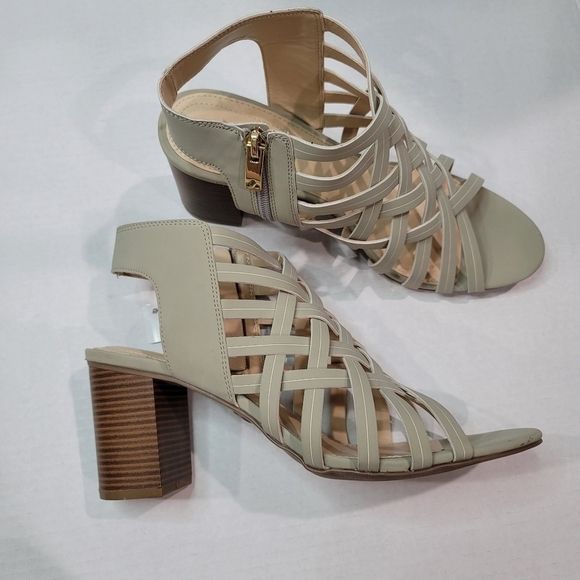 Liz Claiborne Teagan Block Heeled Sandals Size 11 - Picture 3 of 12